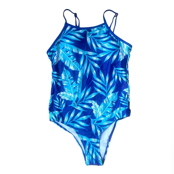 Women’s One Piece Swimsuit - Picture 2 of 4